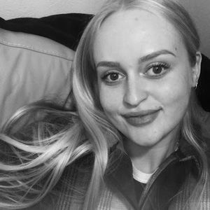 Meet your Posher, Janaya